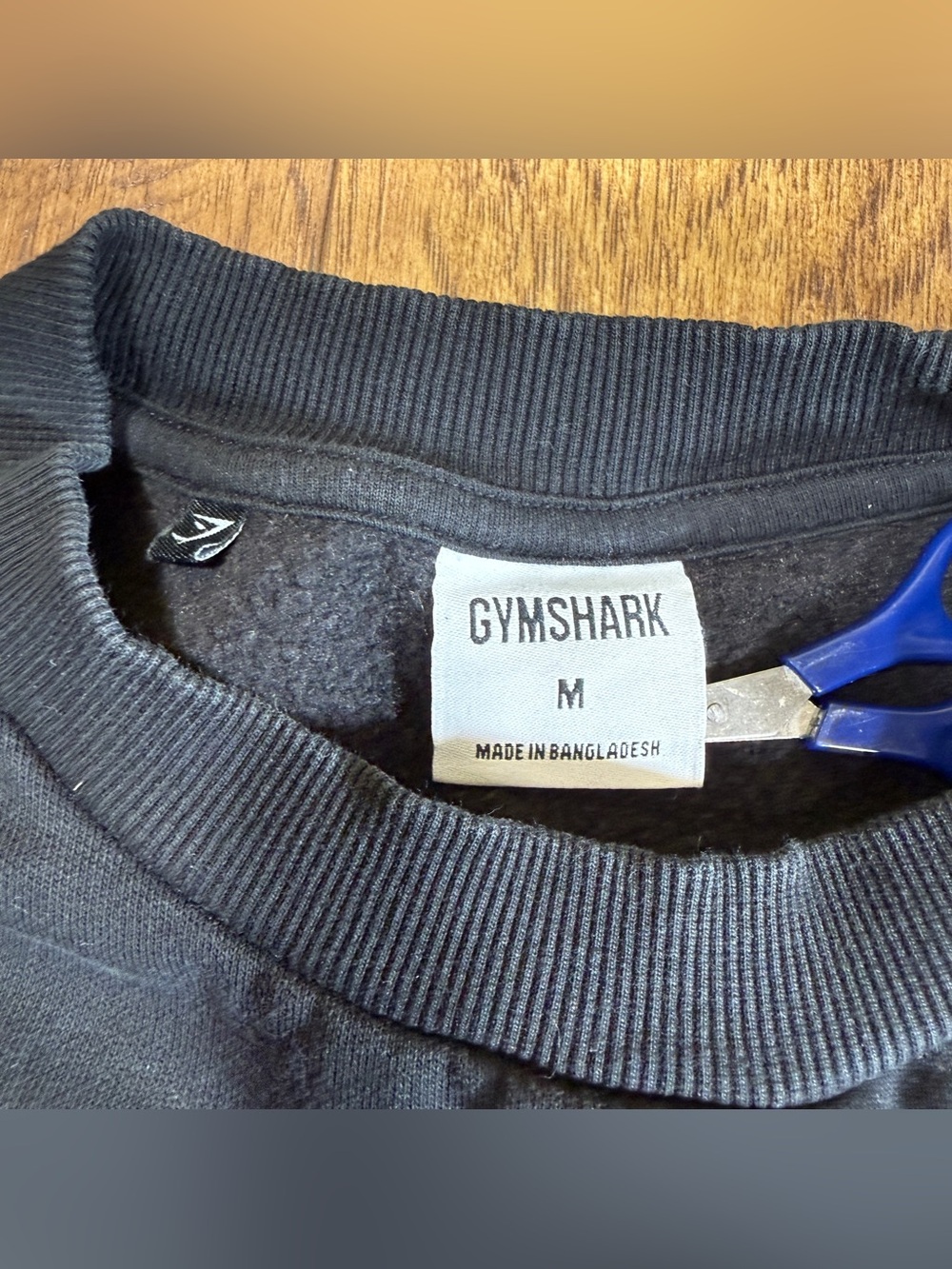 Gymshark I Love Gym Oversized Black Crewneck Sweatshirt Pink Heart Women M - Picture 3 of 10